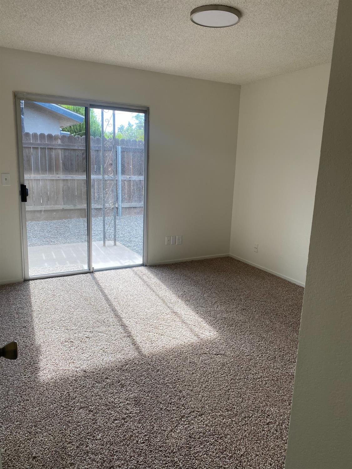 3136 W Austin 101 & 102 Way, Fresno, CA 93722