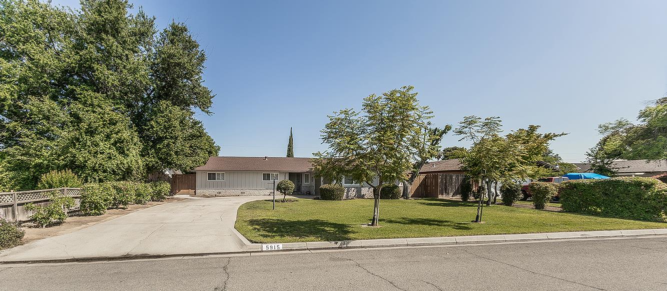 5915 E El Monte Way, Fresno, CA 93727