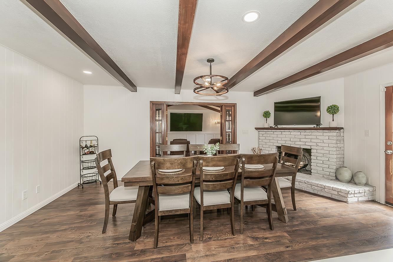 5915 E El Monte Way, Fresno, CA 93727