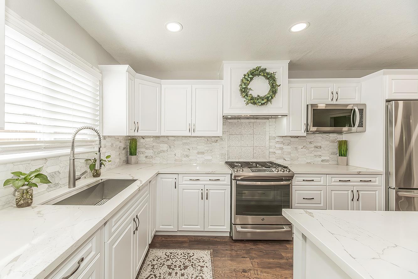 5915 E El Monte Way, Fresno, CA 93727