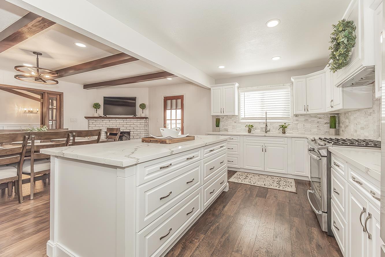 5915 E El Monte Way, Fresno, CA 93727