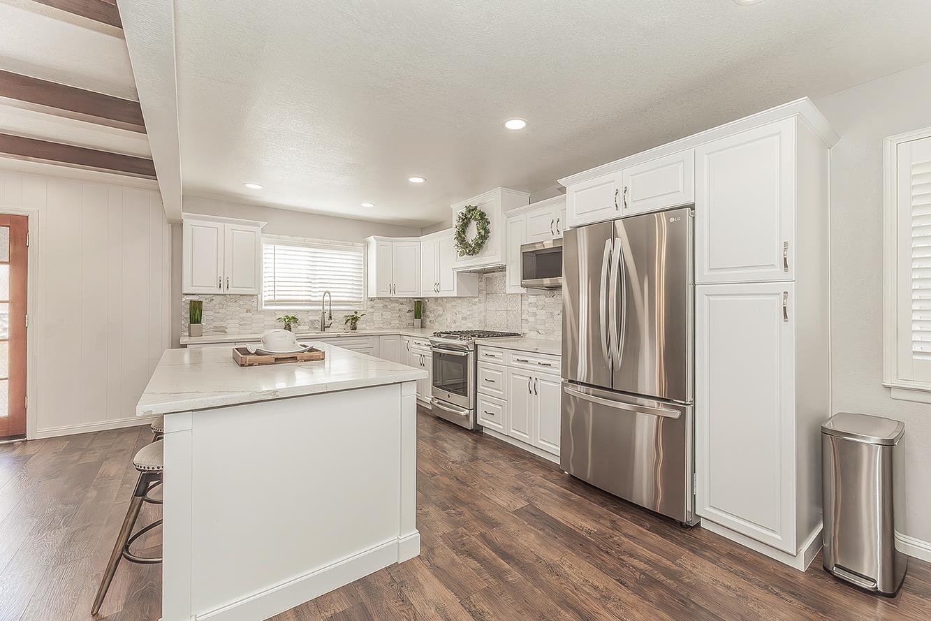 5915 E El Monte Way, Fresno, CA 93727