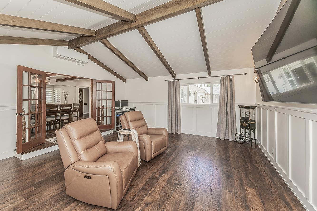 5915 E El Monte Way, Fresno, CA 93727