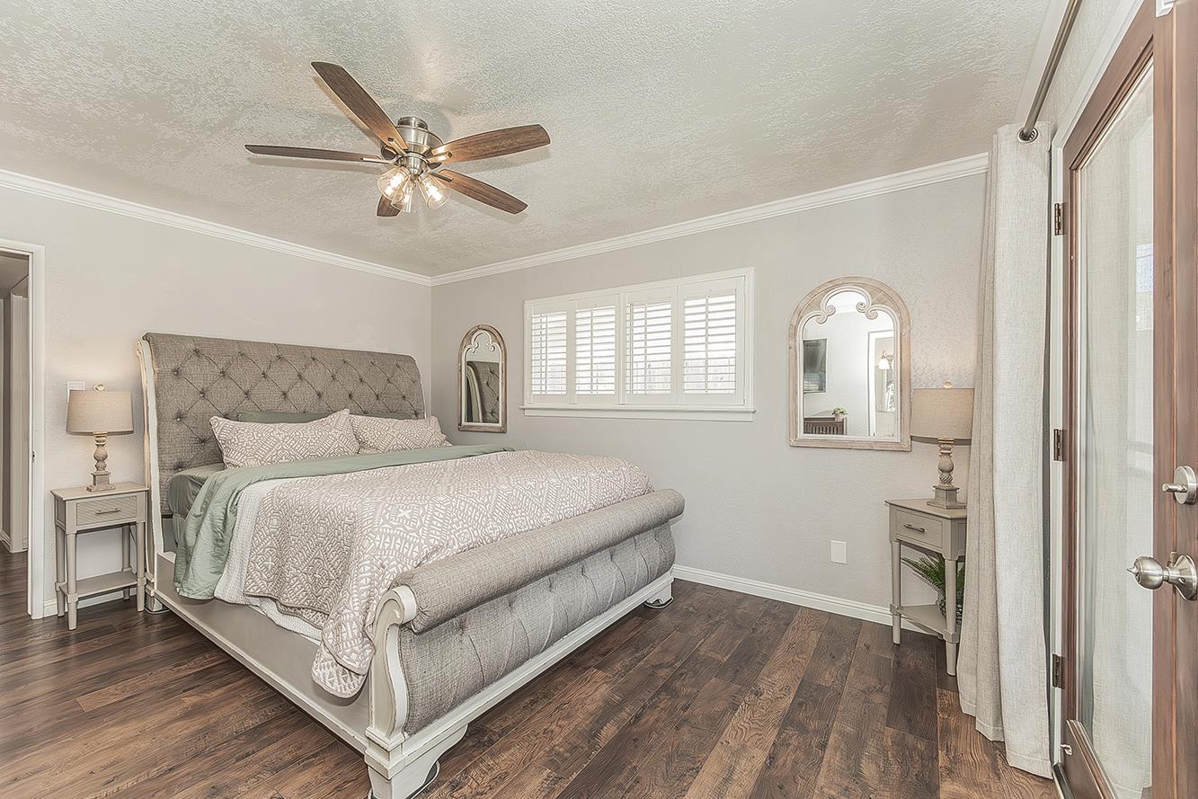 5915 E El Monte Way, Fresno, CA 93727