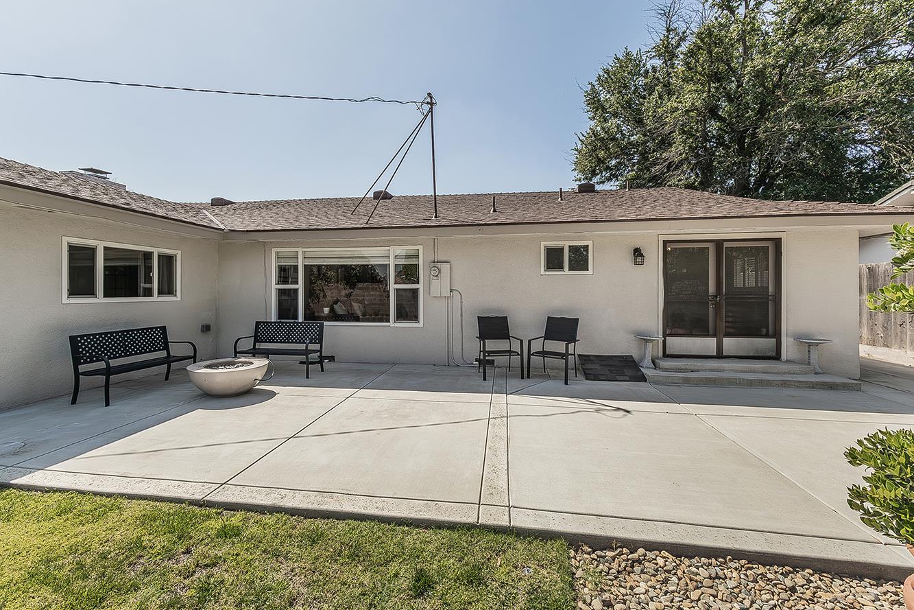 5915 E El Monte Way, Fresno, CA 93727