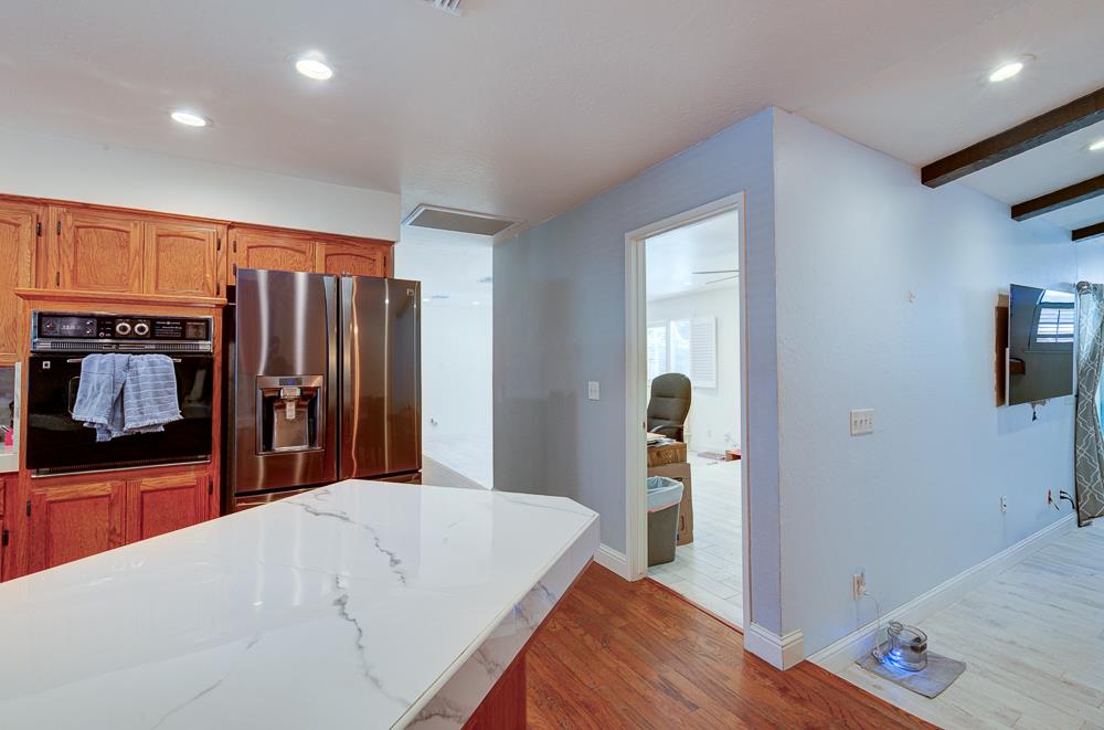 2147 Mitchell Ave, Clovis, CA 93611