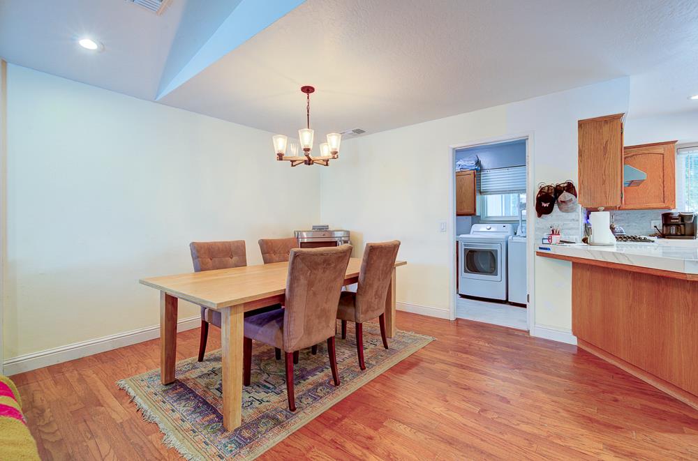 2147 Mitchell Ave, Clovis, CA 93611
