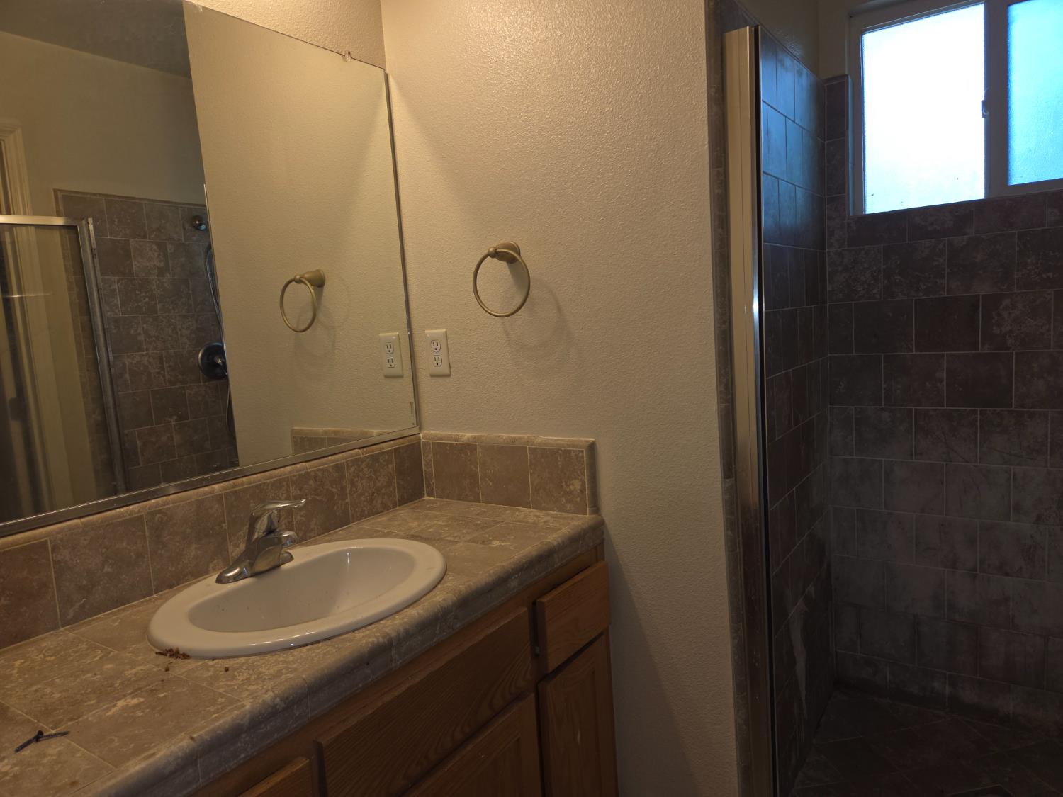 2690 S Cedar, Fresno, CA 93725