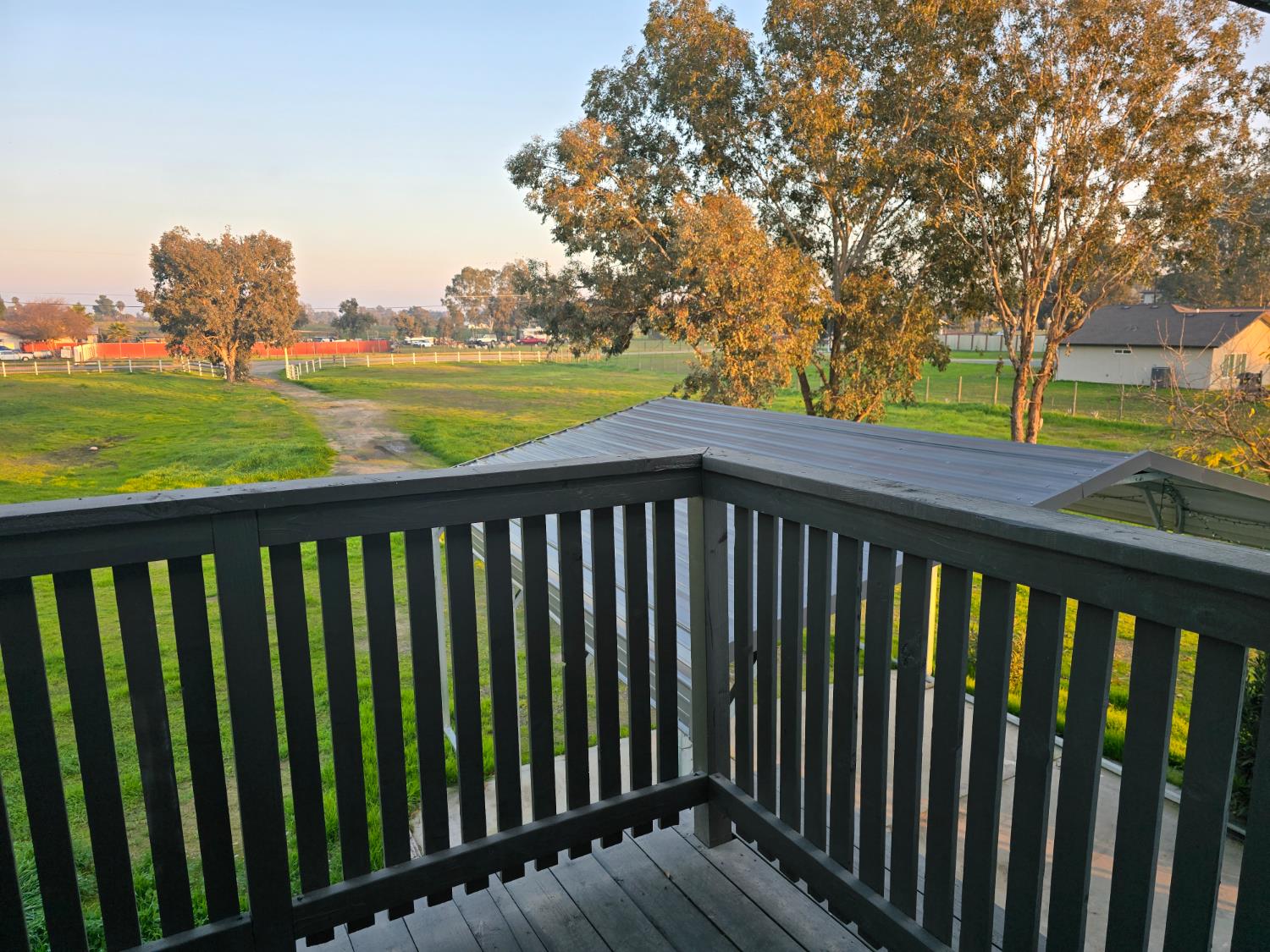 15758 Mark Rd, Madera, CA 93636