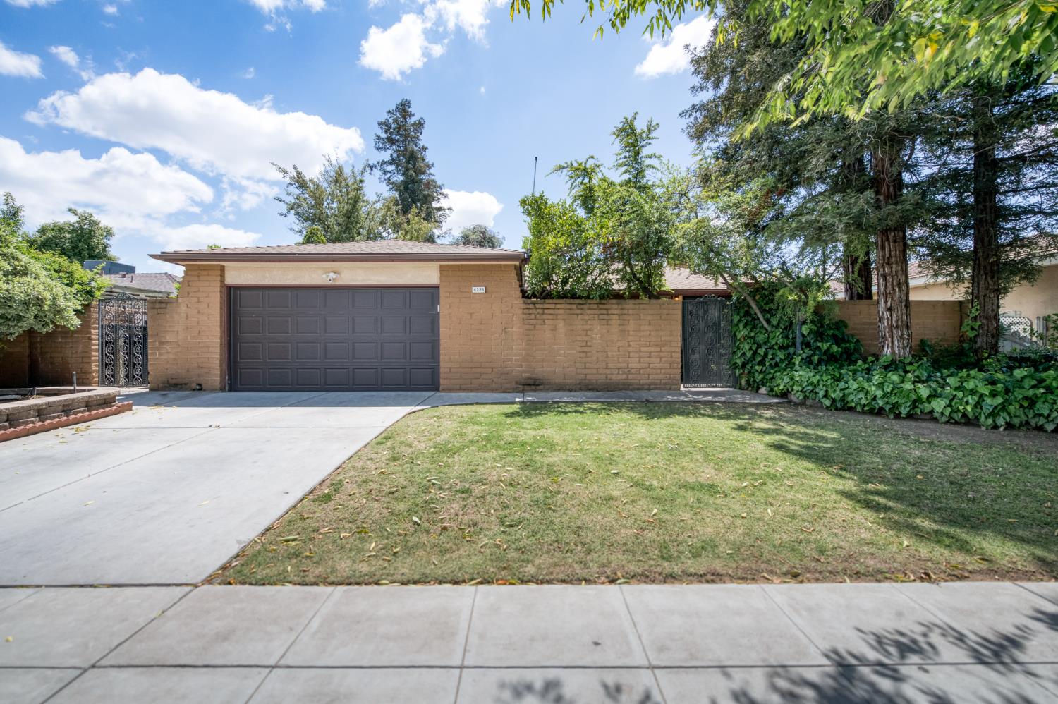 4326 E Gettysburg Ave, Fresno, CA 93726