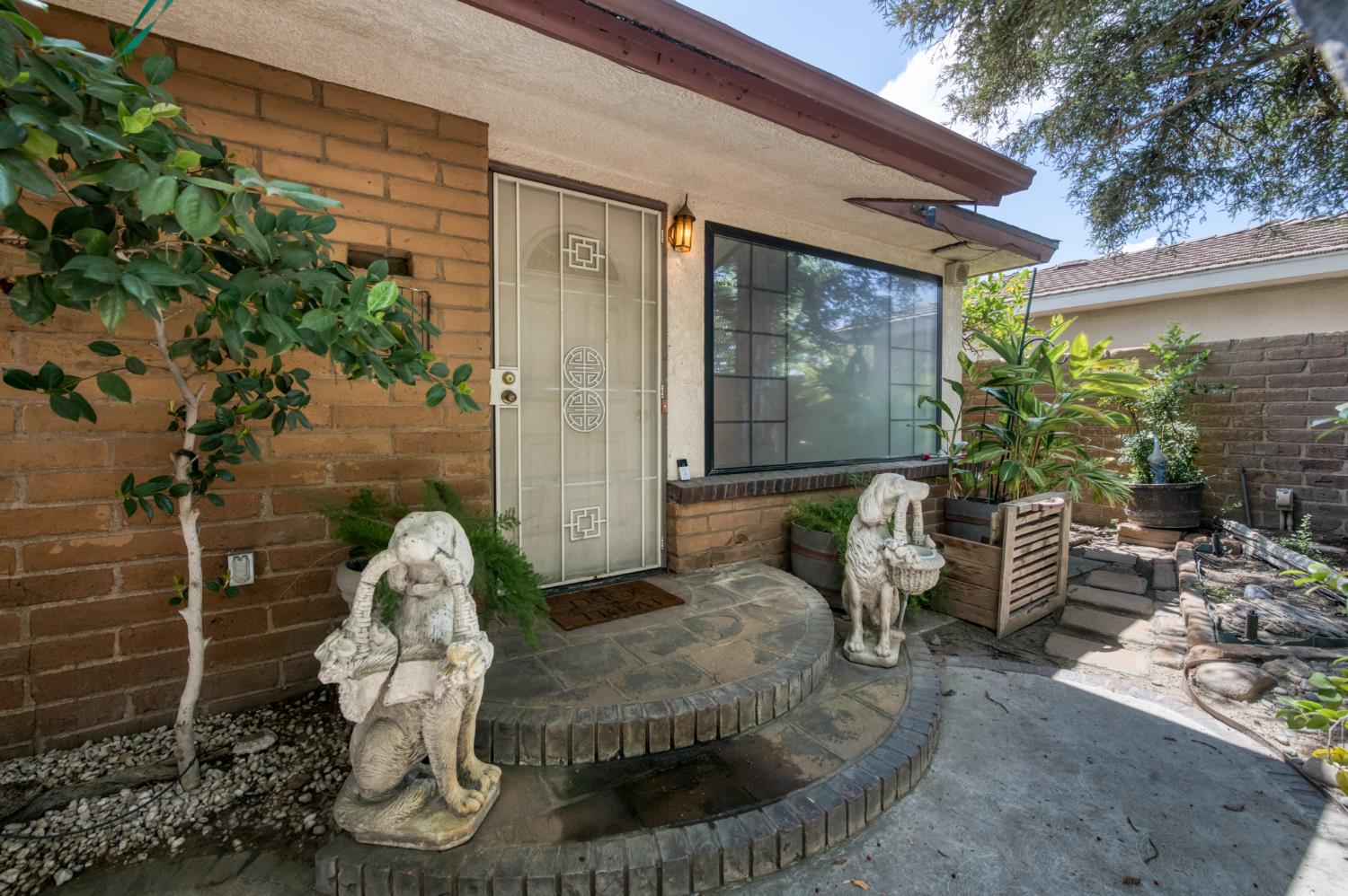 4326 E Gettysburg Ave, Fresno, CA 93726