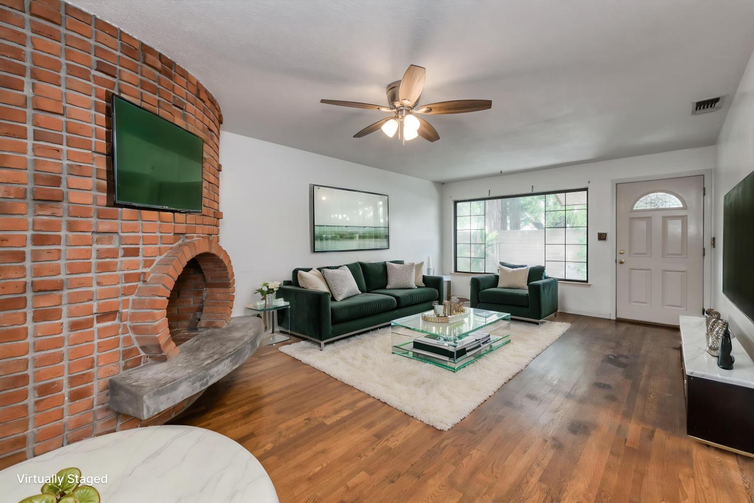 4326 E Gettysburg Ave, Fresno, CA 93726