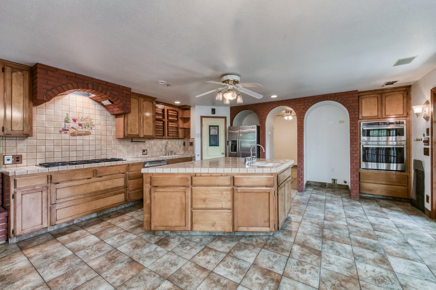 4326 E Gettysburg Ave, Fresno, CA 93726