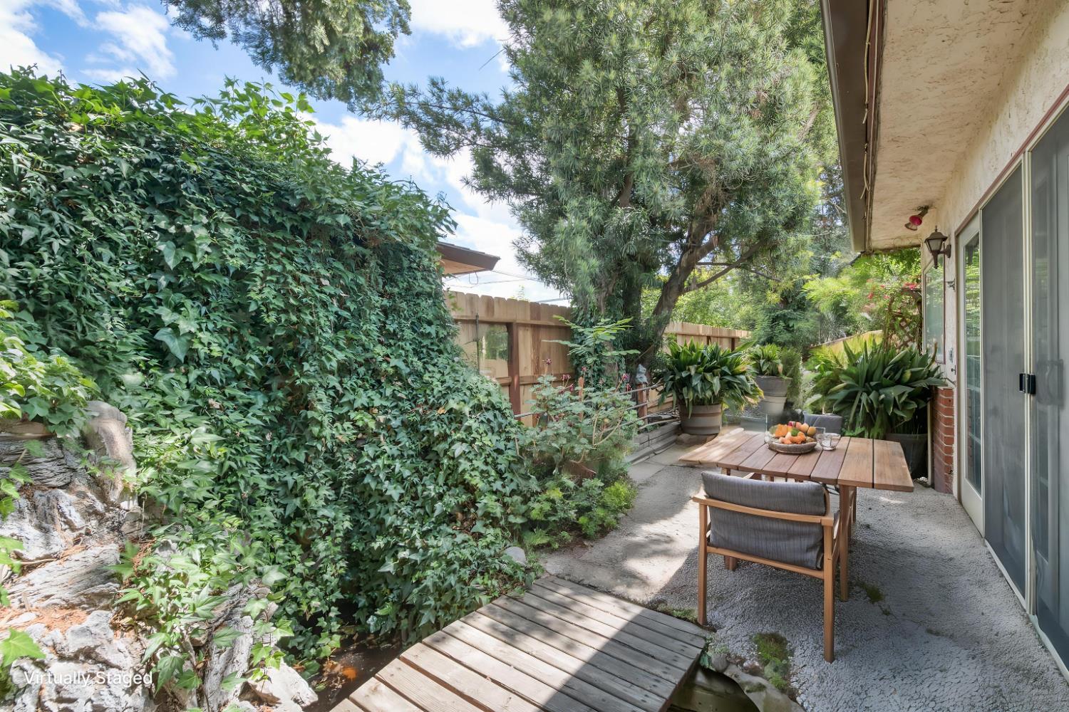 4326 E Gettysburg Ave, Fresno, CA 93726