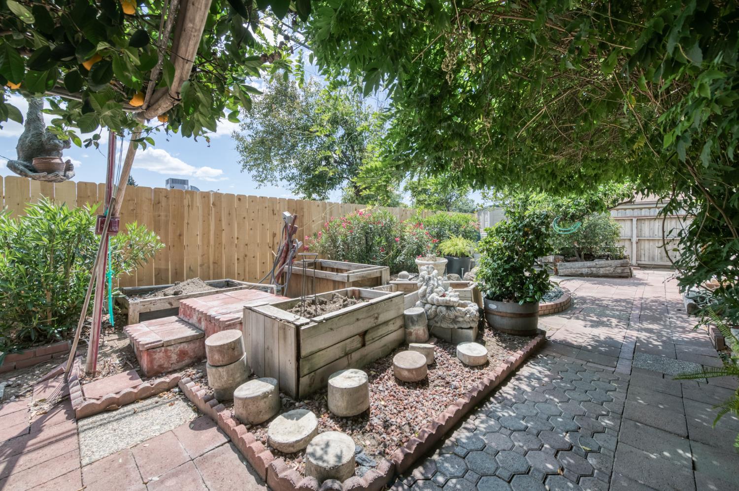 4326 E Gettysburg Ave, Fresno, CA 93726