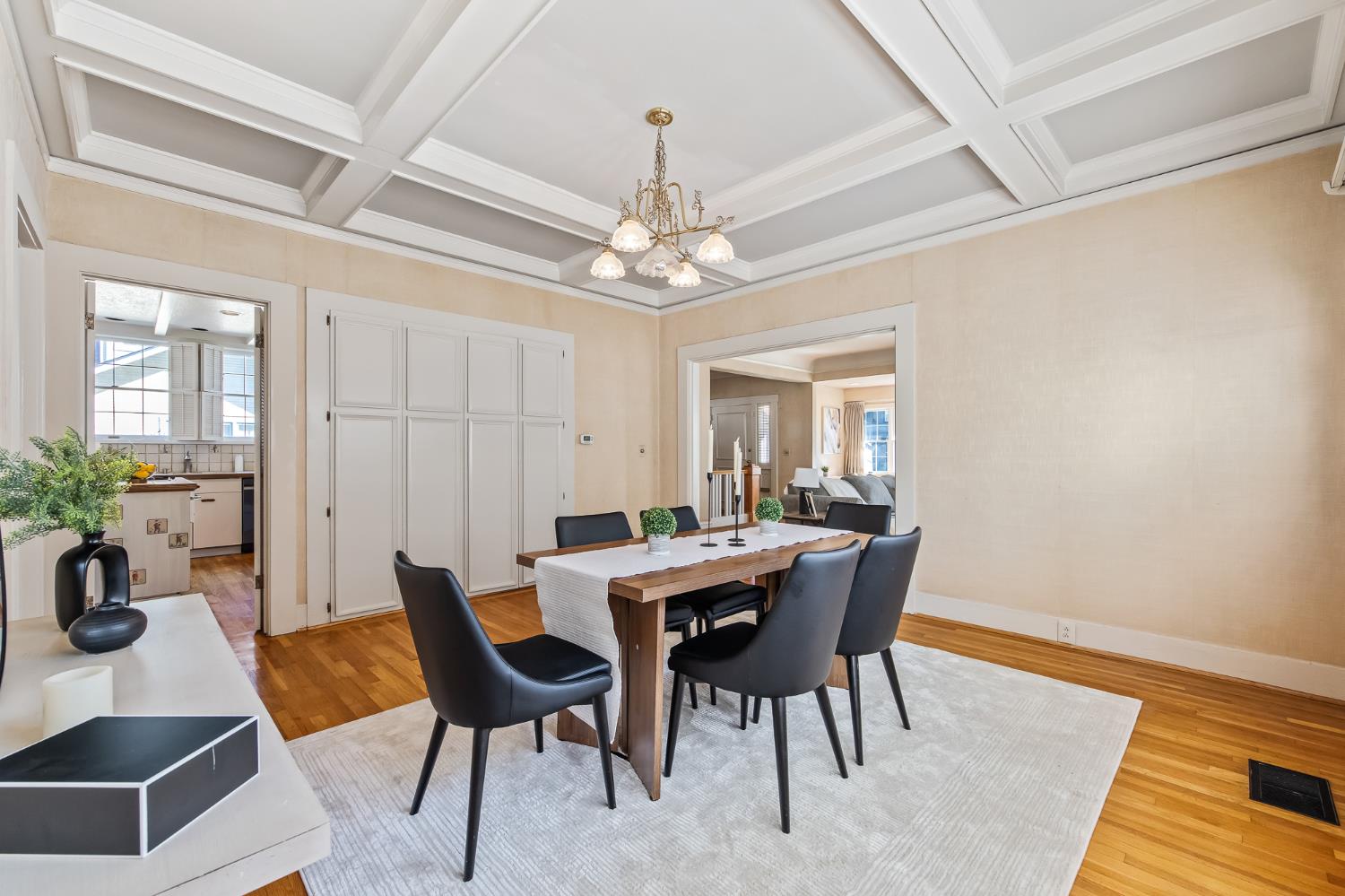 1735 N Hunter Ave, Stockton, CA 95204