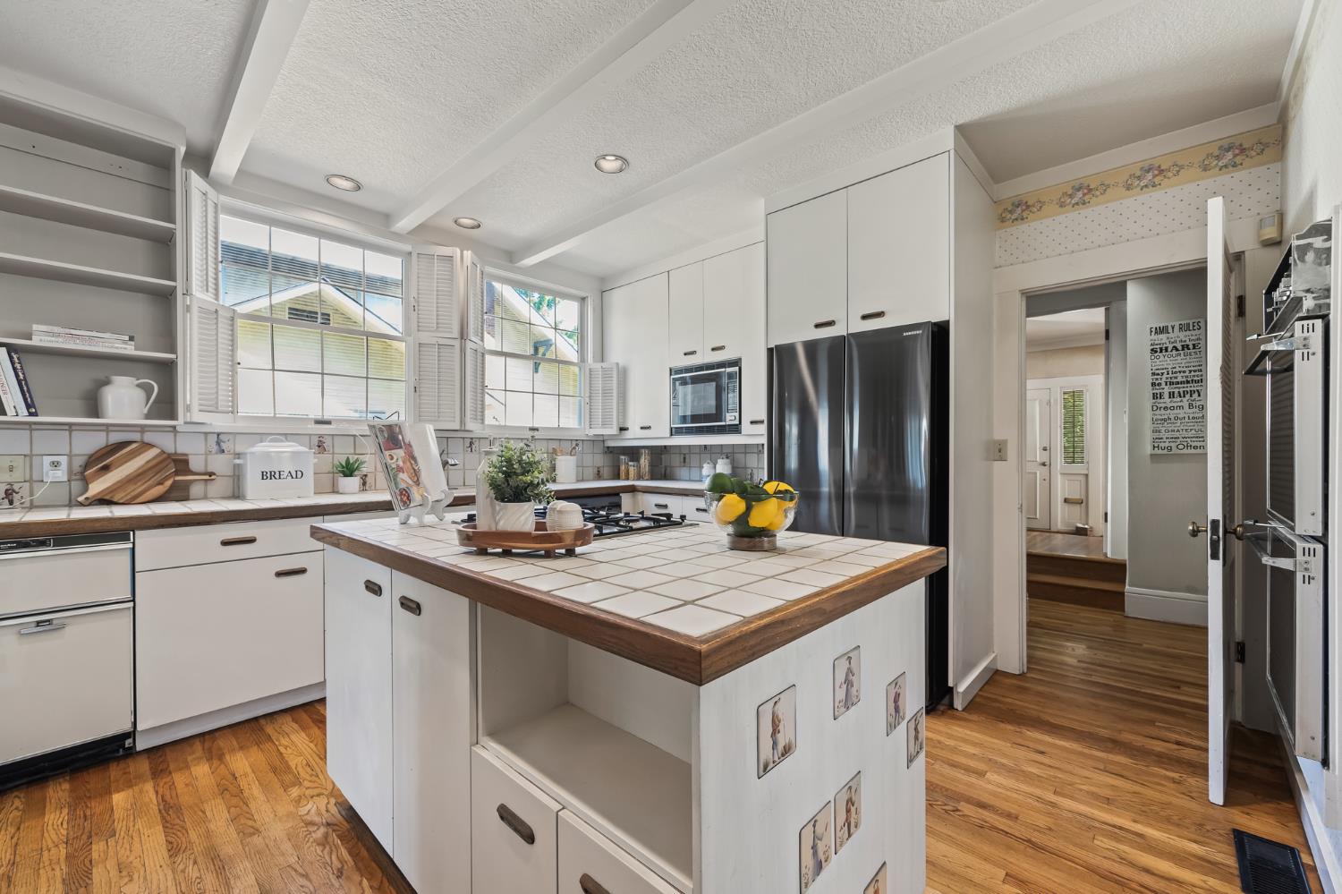 1735 N Hunter Ave, Stockton, CA 95204