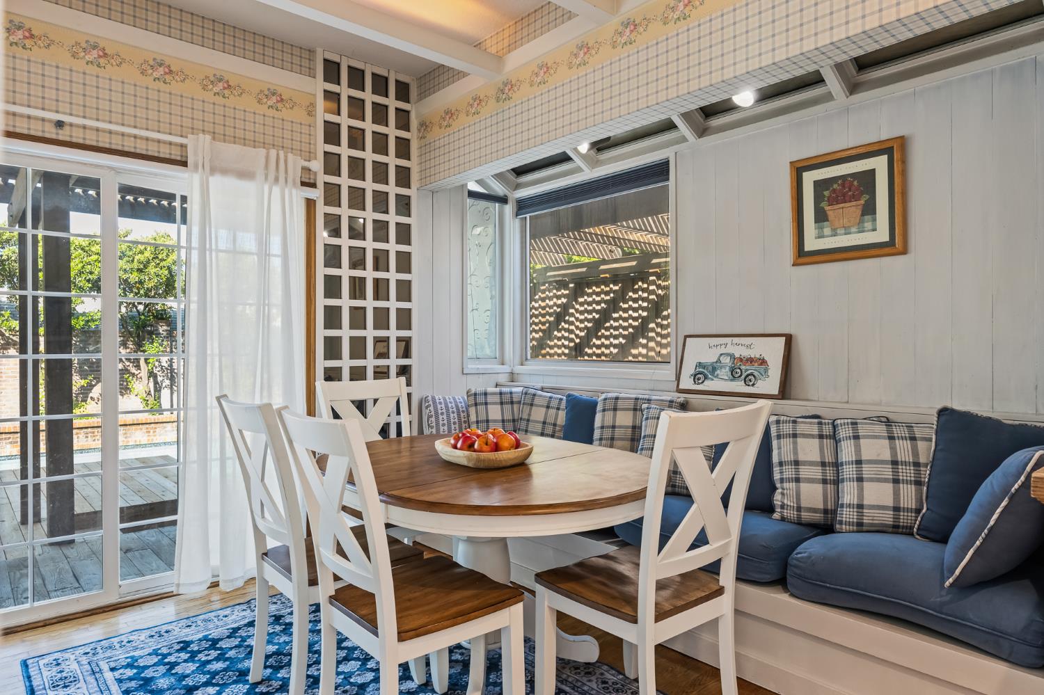 1735 N Hunter Ave, Stockton, CA 95204