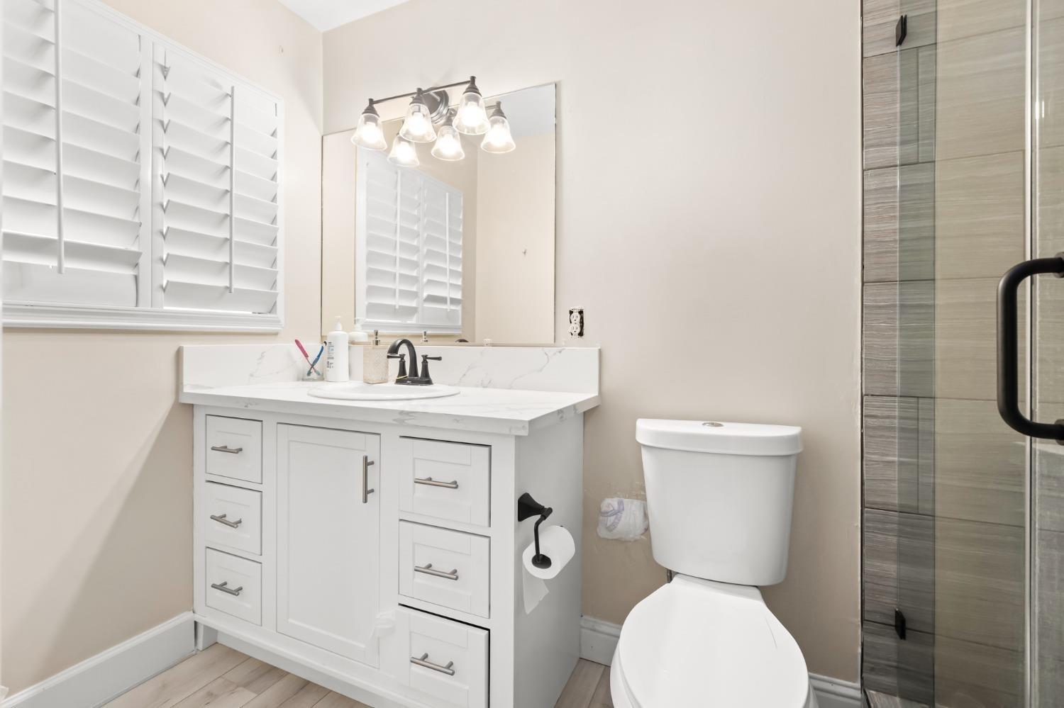 1512 N Brawley, Fresno, CA 93722