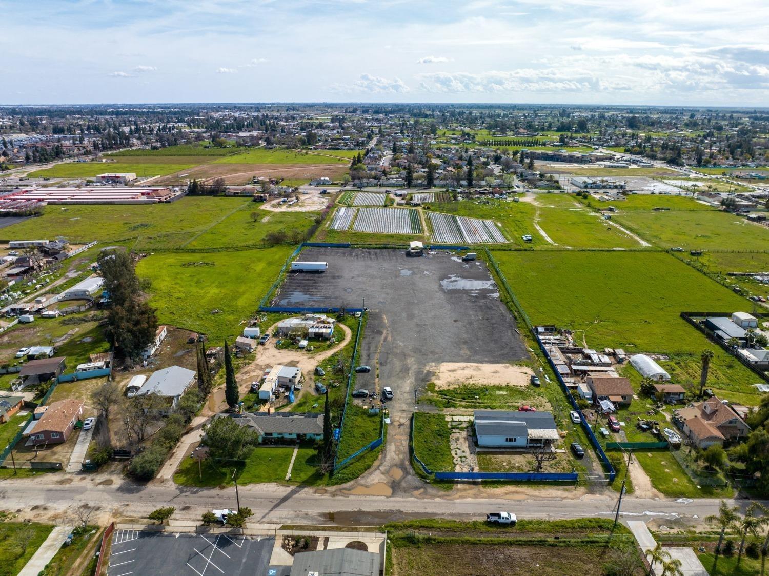 3253 W Princeton Ave, Fresno, CA 93722