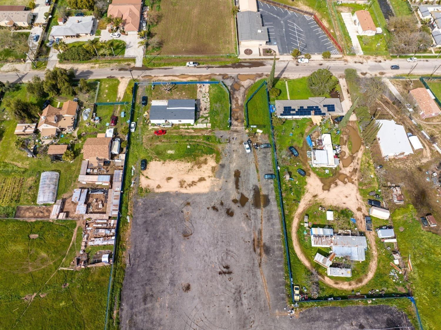 3253 W Princeton Ave, Fresno, CA 93722