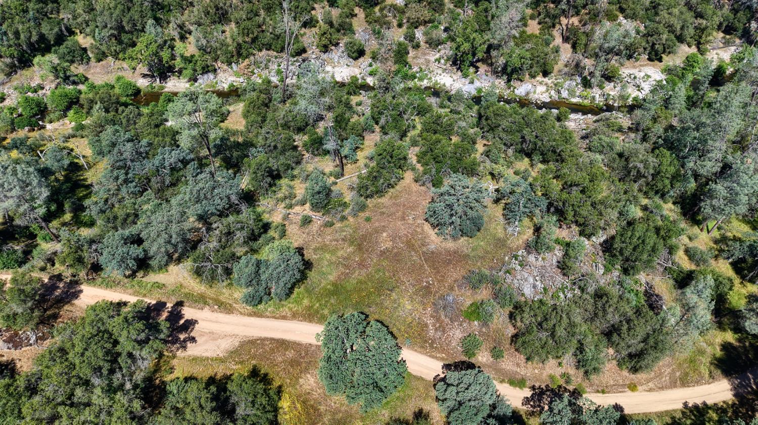 80 Polk Ranch Rd, Coarsegold, CA 93614