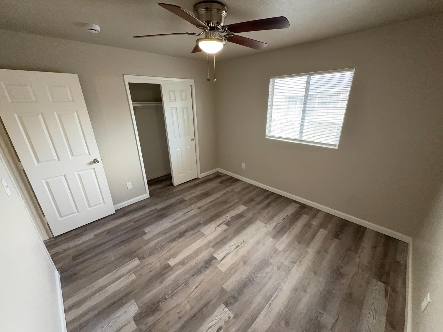 4833 E Lane Ave #101, Fresno, CA 93727