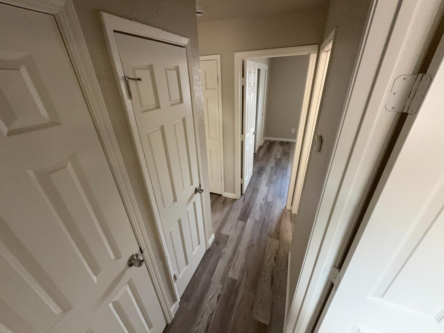 4833 E Lane Ave #101, Fresno, CA 93727