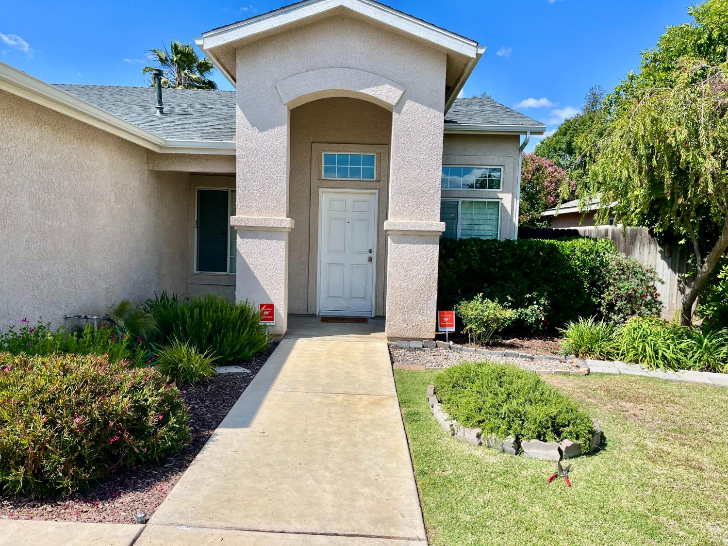 4752 W Fremont, Fresno, CA 93722