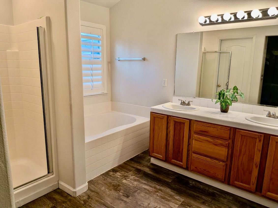 4752 W Fremont, Fresno, CA 93722