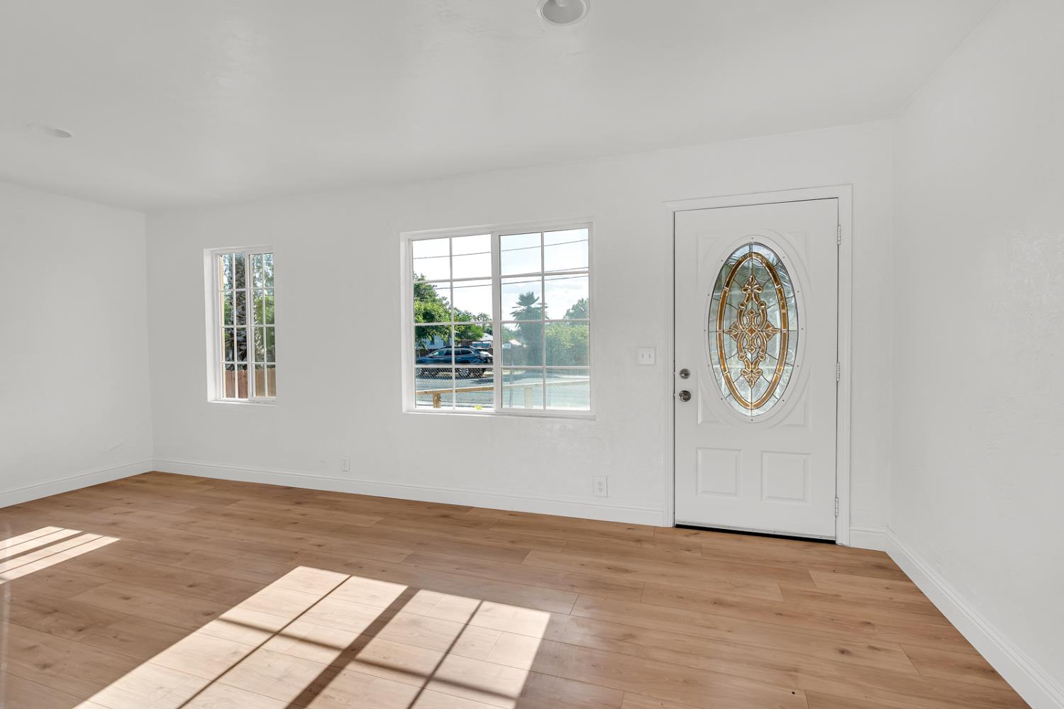 651 Olive, Hanford, CA 93230