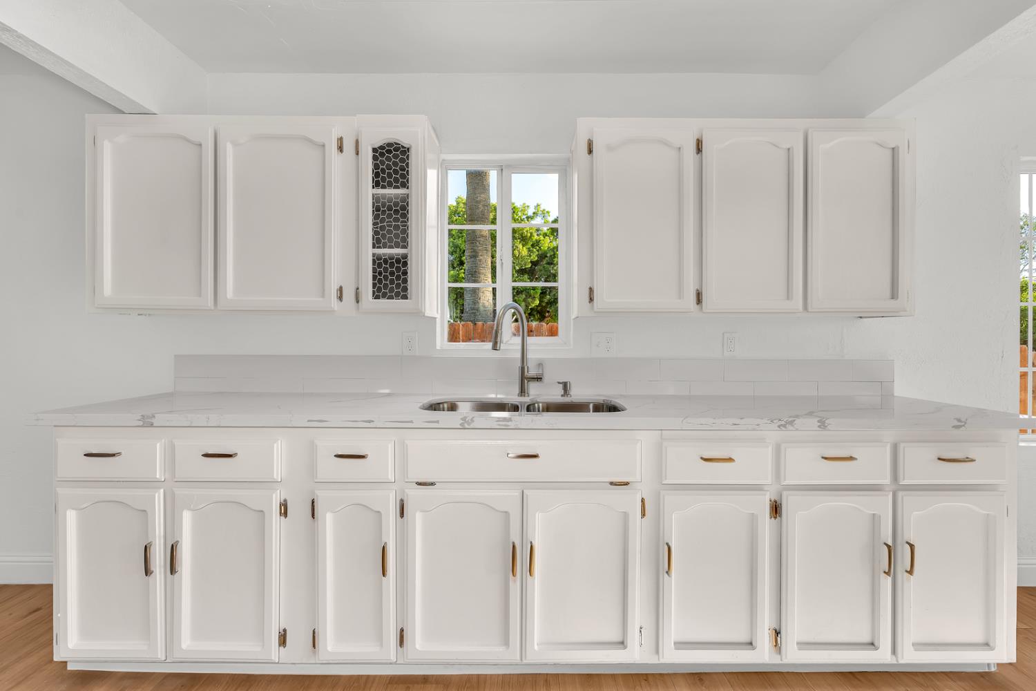 651 Olive, Hanford, CA 93230