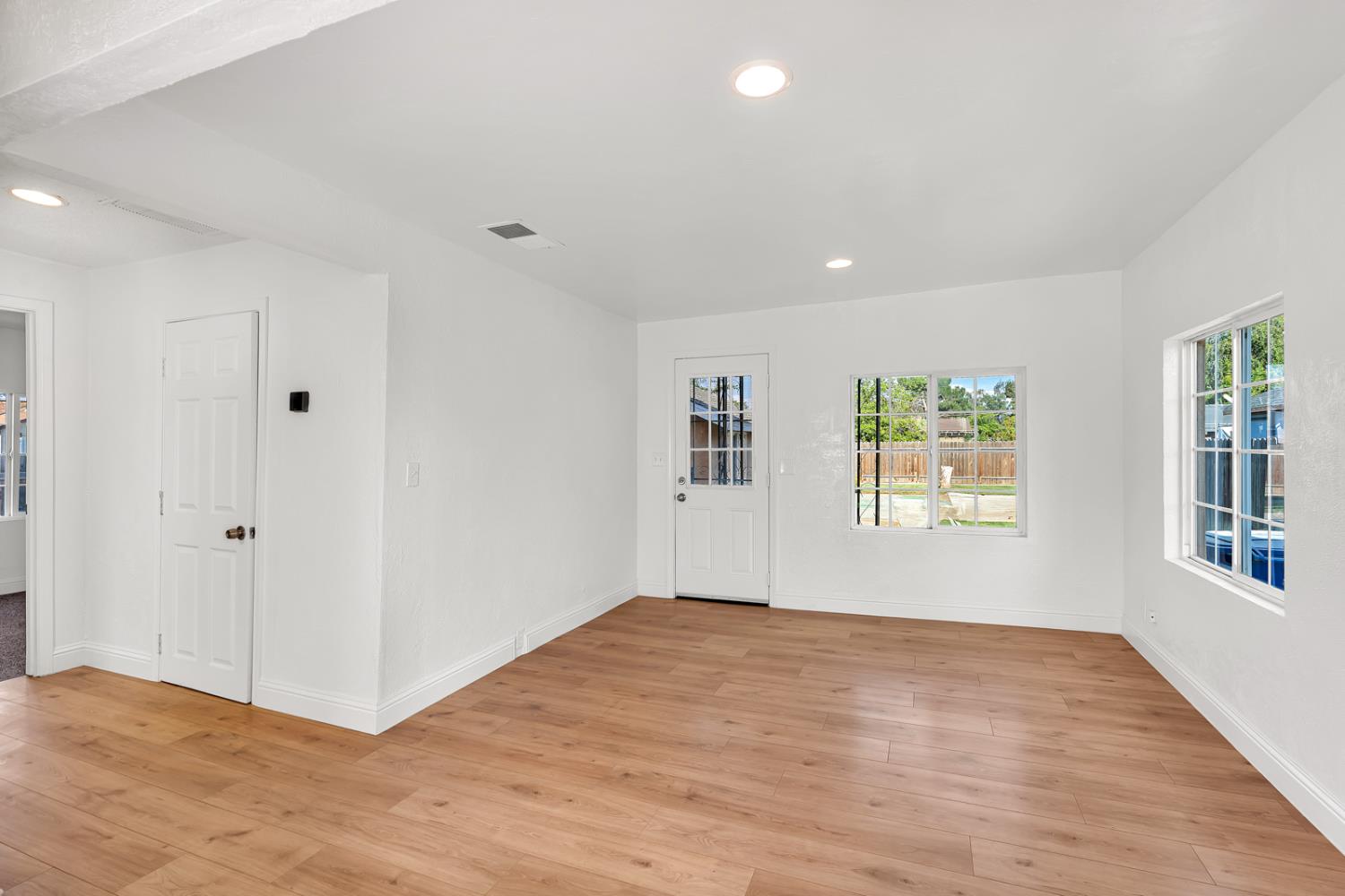 651 Olive, Hanford, CA 93230