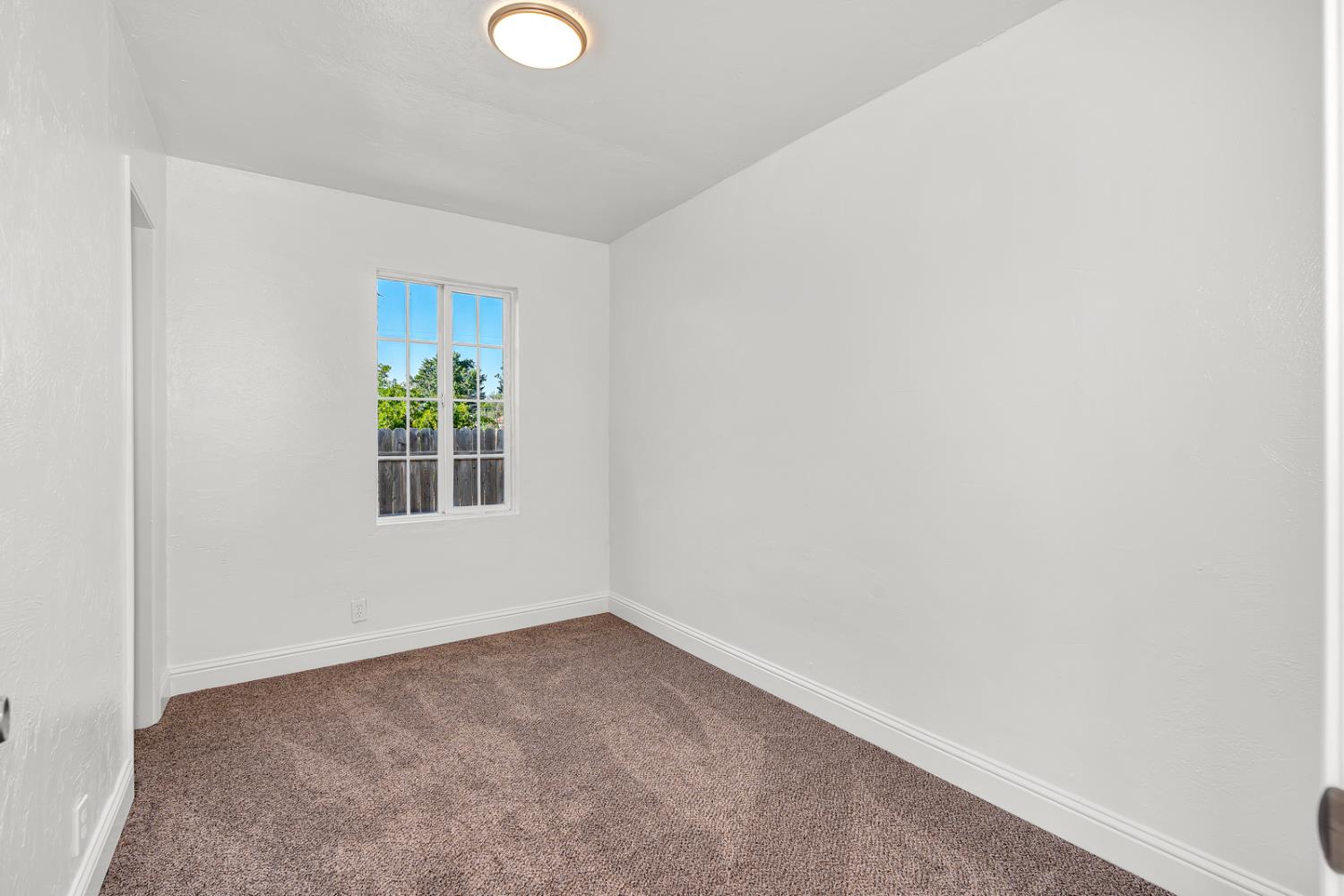 651 Olive, Hanford, CA 93230