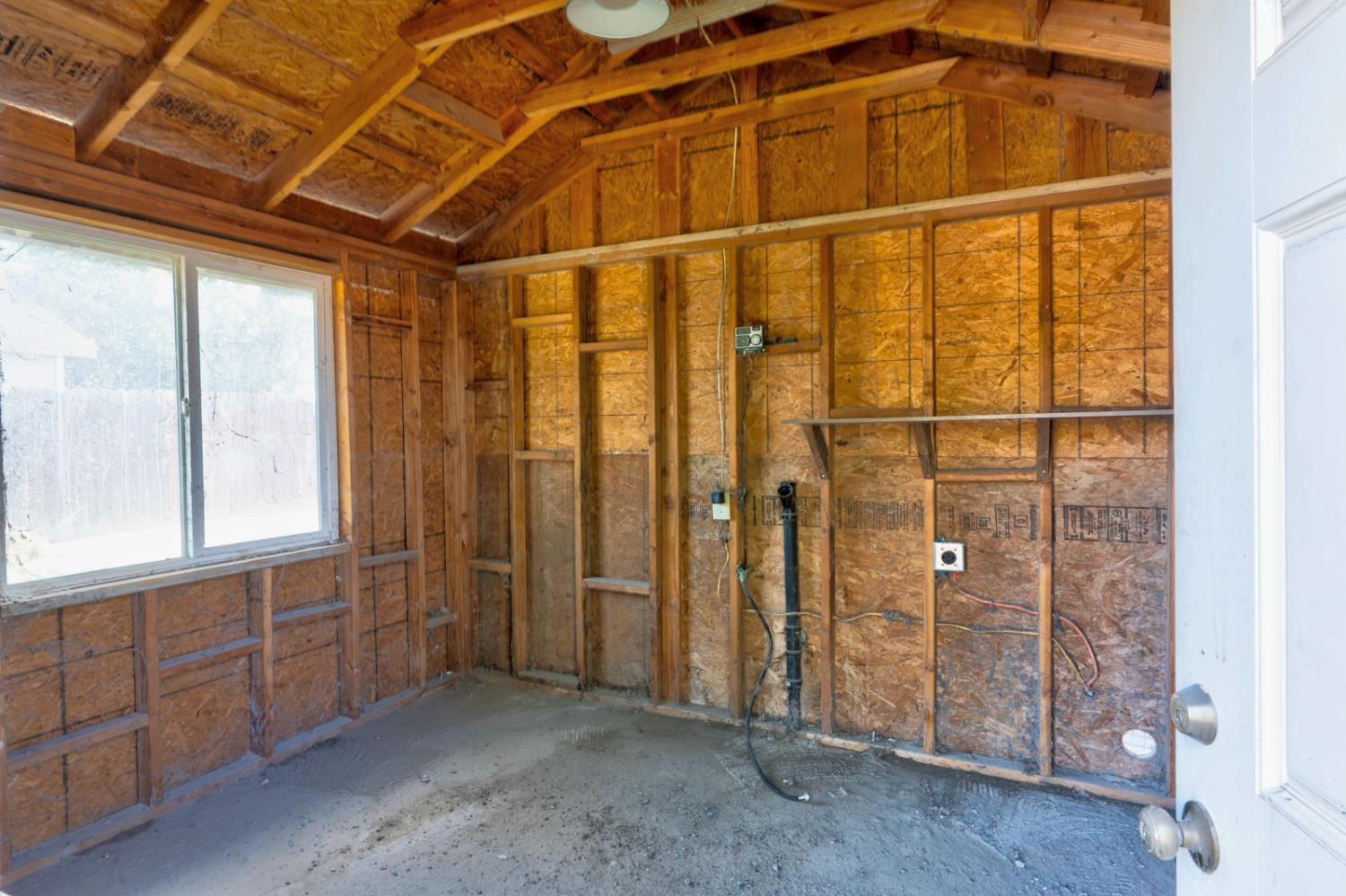 651 Olive, Hanford, CA 93230