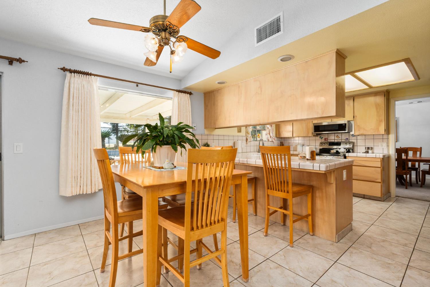 7311 W Rialto Ave, Fresno, CA 93723