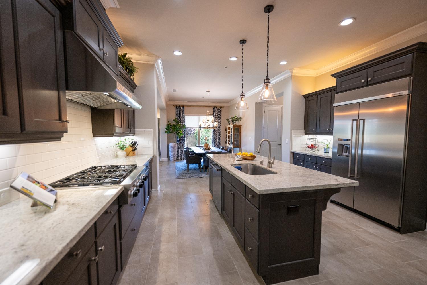 11854 N Champions Dr, Fresno, CA 93730