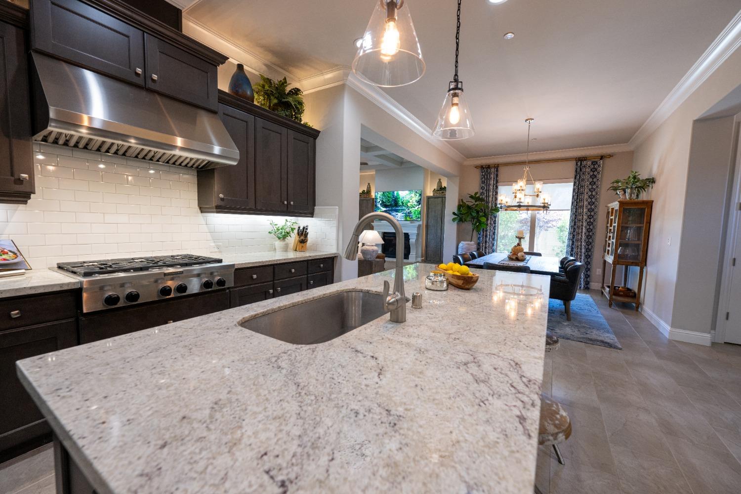 11854 N Champions Dr, Fresno, CA 93730