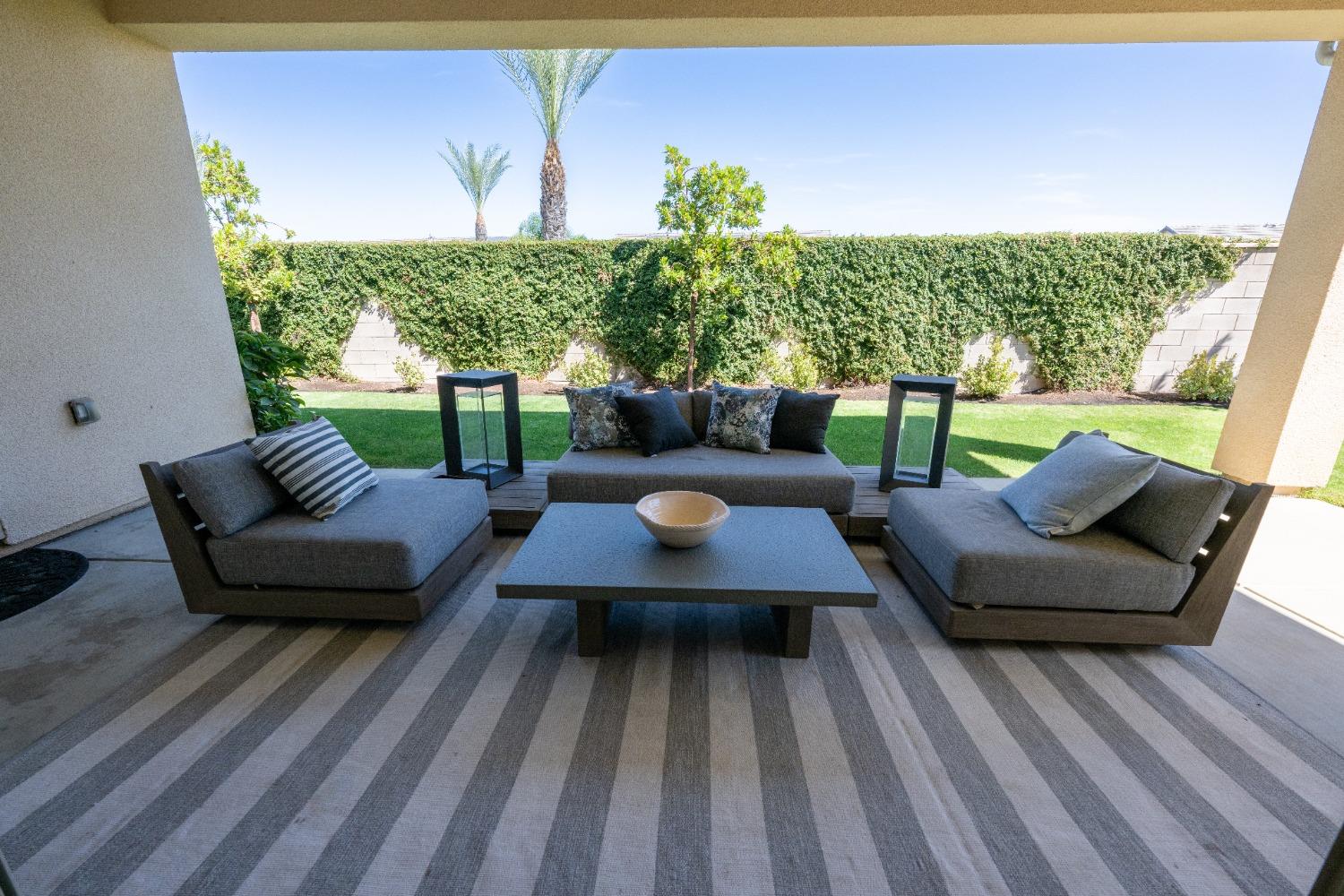 11854 N Champions Dr, Fresno, CA 93730