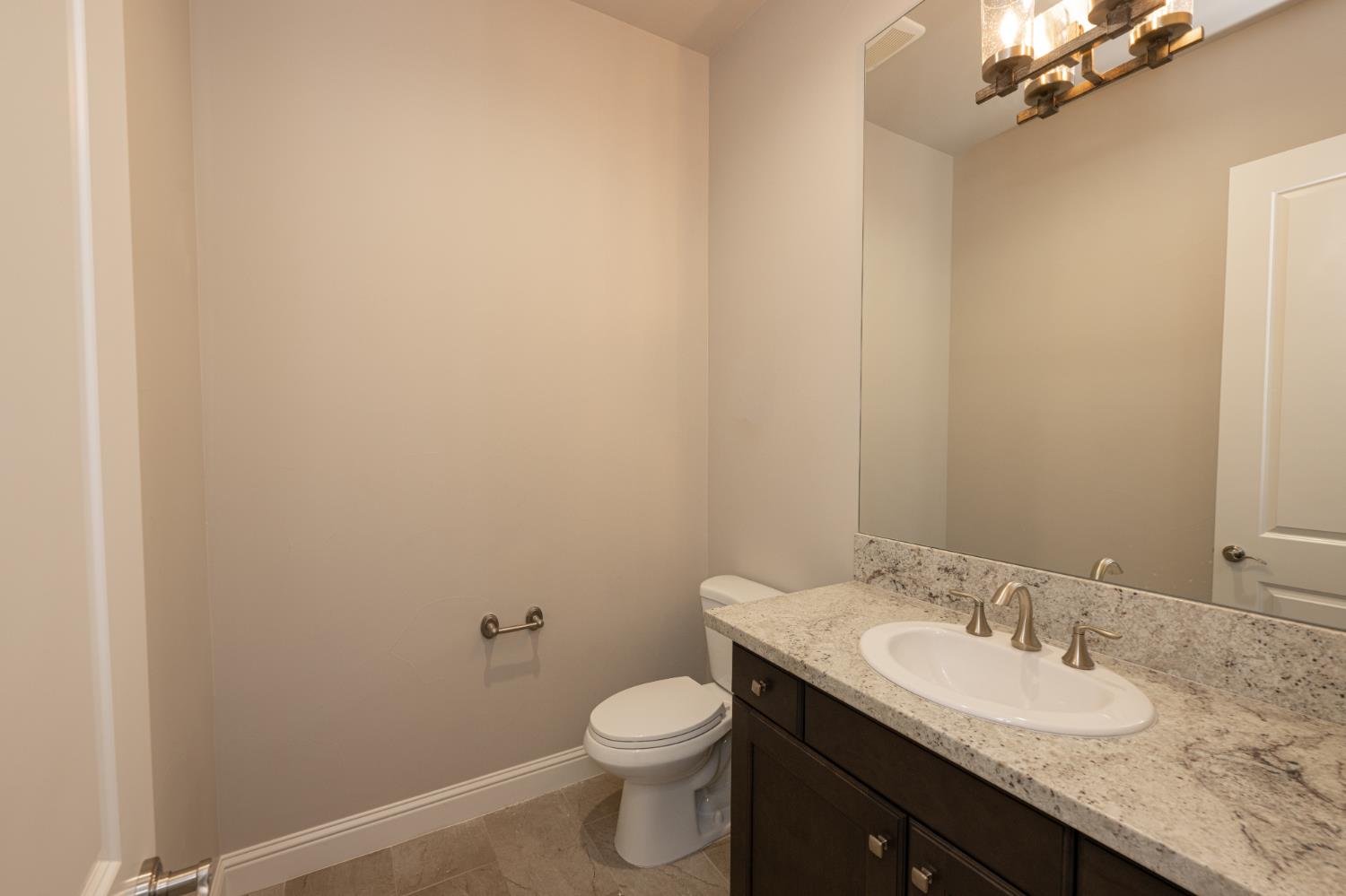 11854 N Champions Dr, Fresno, CA 93730