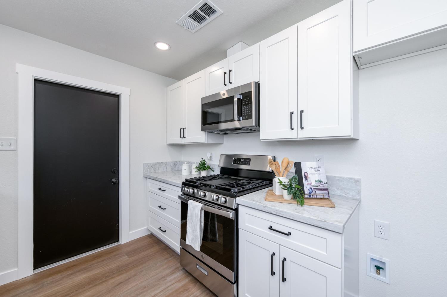 4755 E Cetti, Fresno, CA 93702