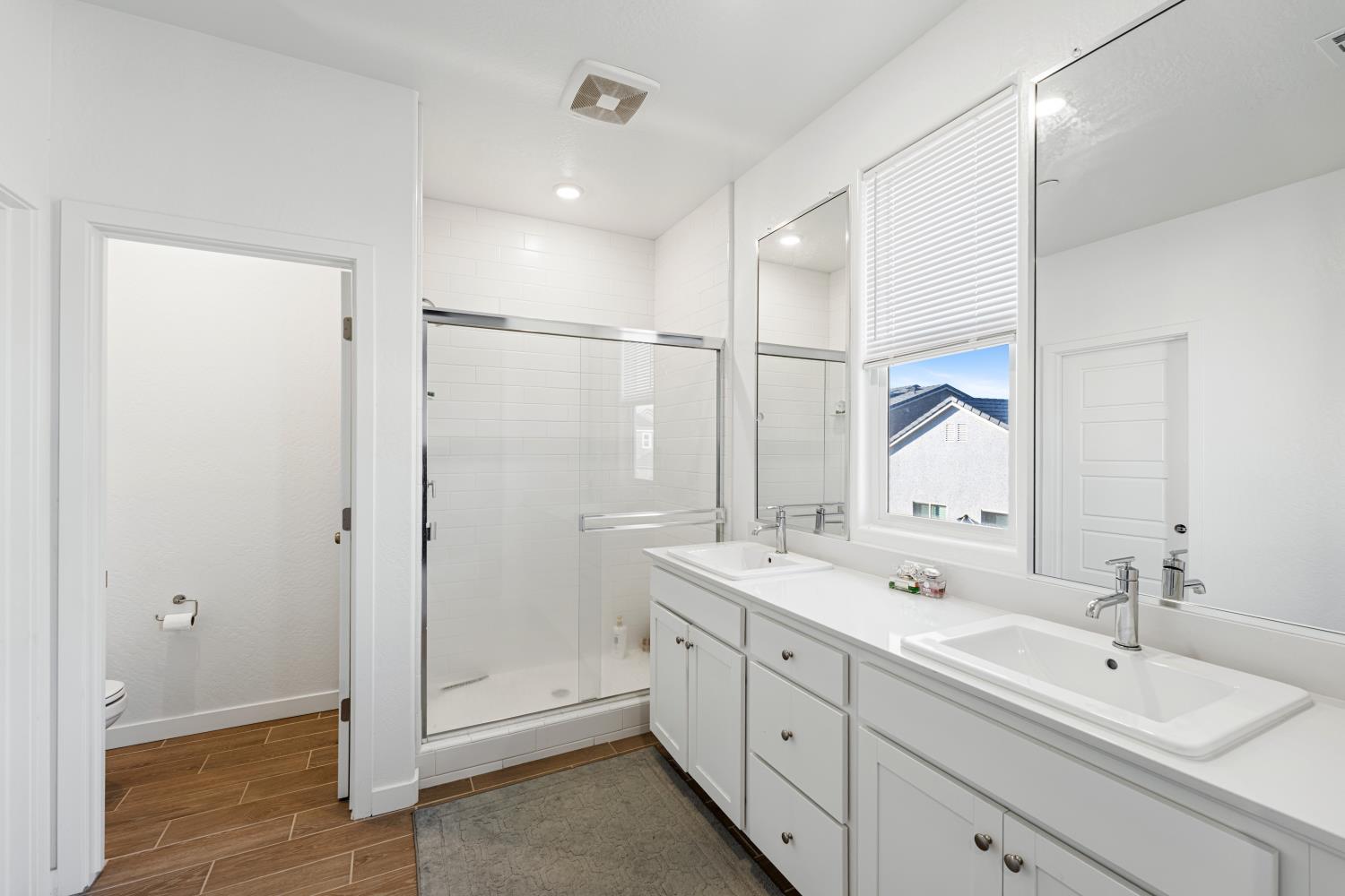 7020 W Holland Ave, Fresno, CA 93723