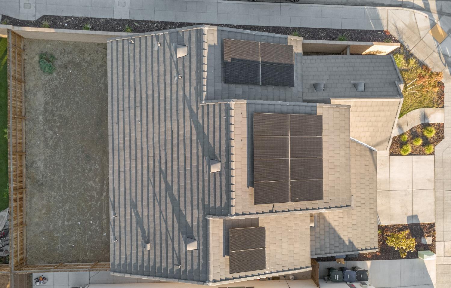 7020 W Holland Ave, Fresno, CA 93723