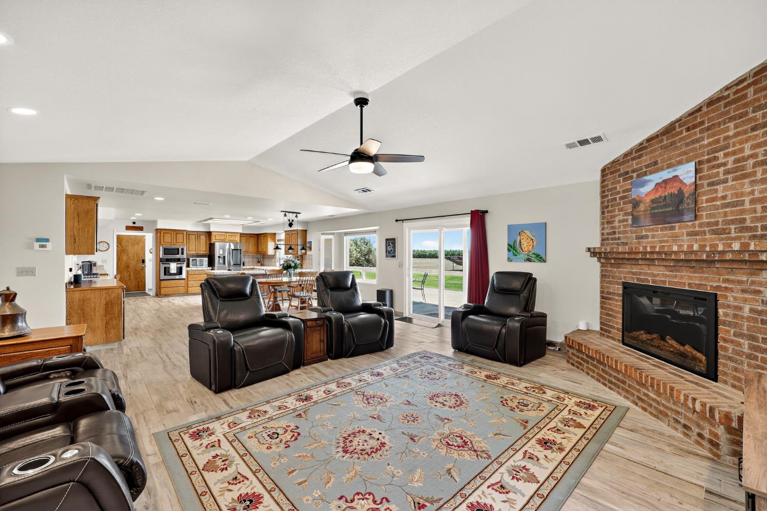 15396 Avenue 23 1/2, Chowchilla, CA 93610