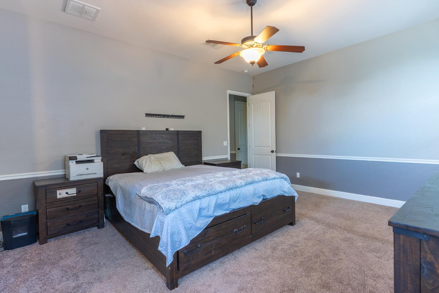 6708 W Alluvial Ave, Fresno, CA 93722