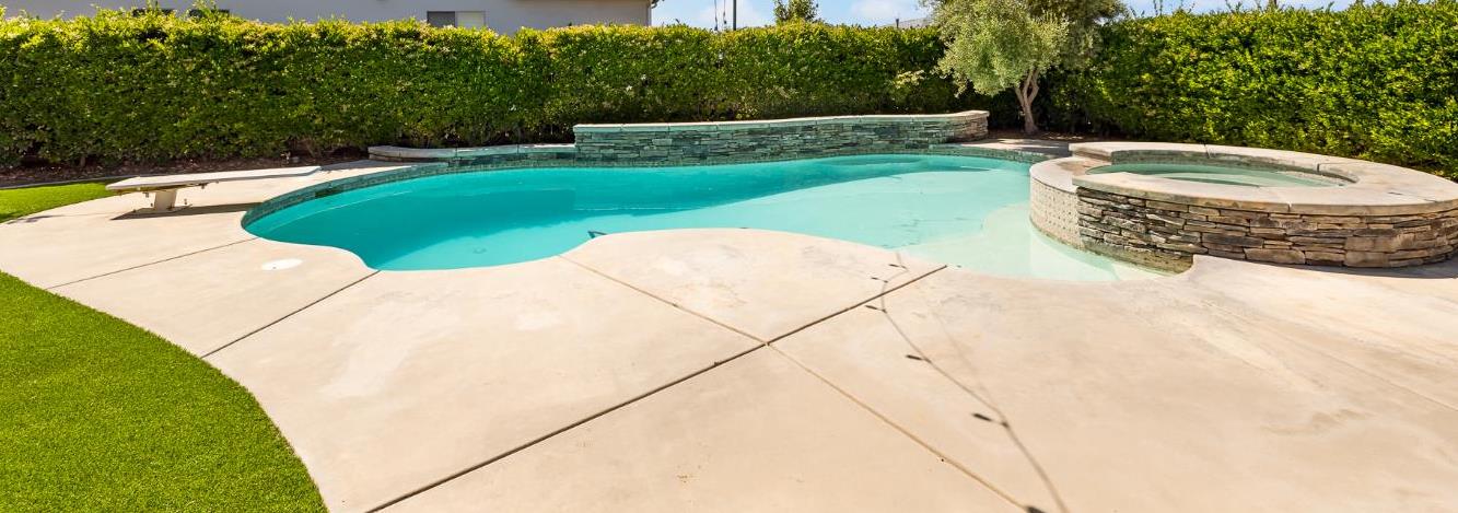 2883 22nd Ct, Kingsburg, CA 93631