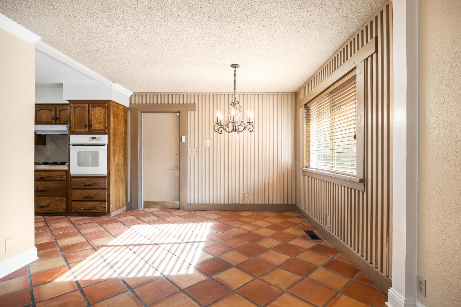 6725 N Baird, Fresno, CA 93710