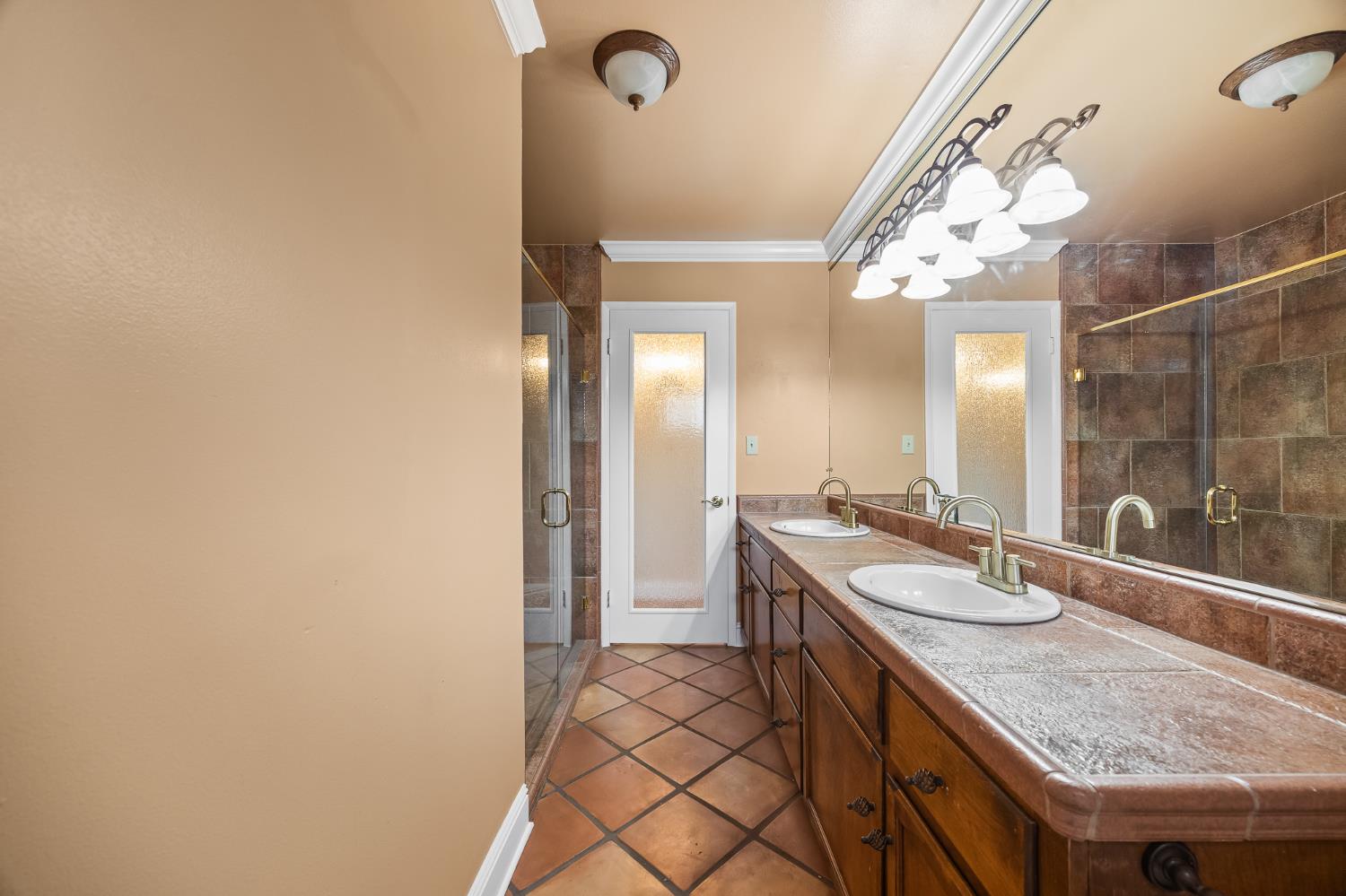 6725 N Baird, Fresno, CA 93710