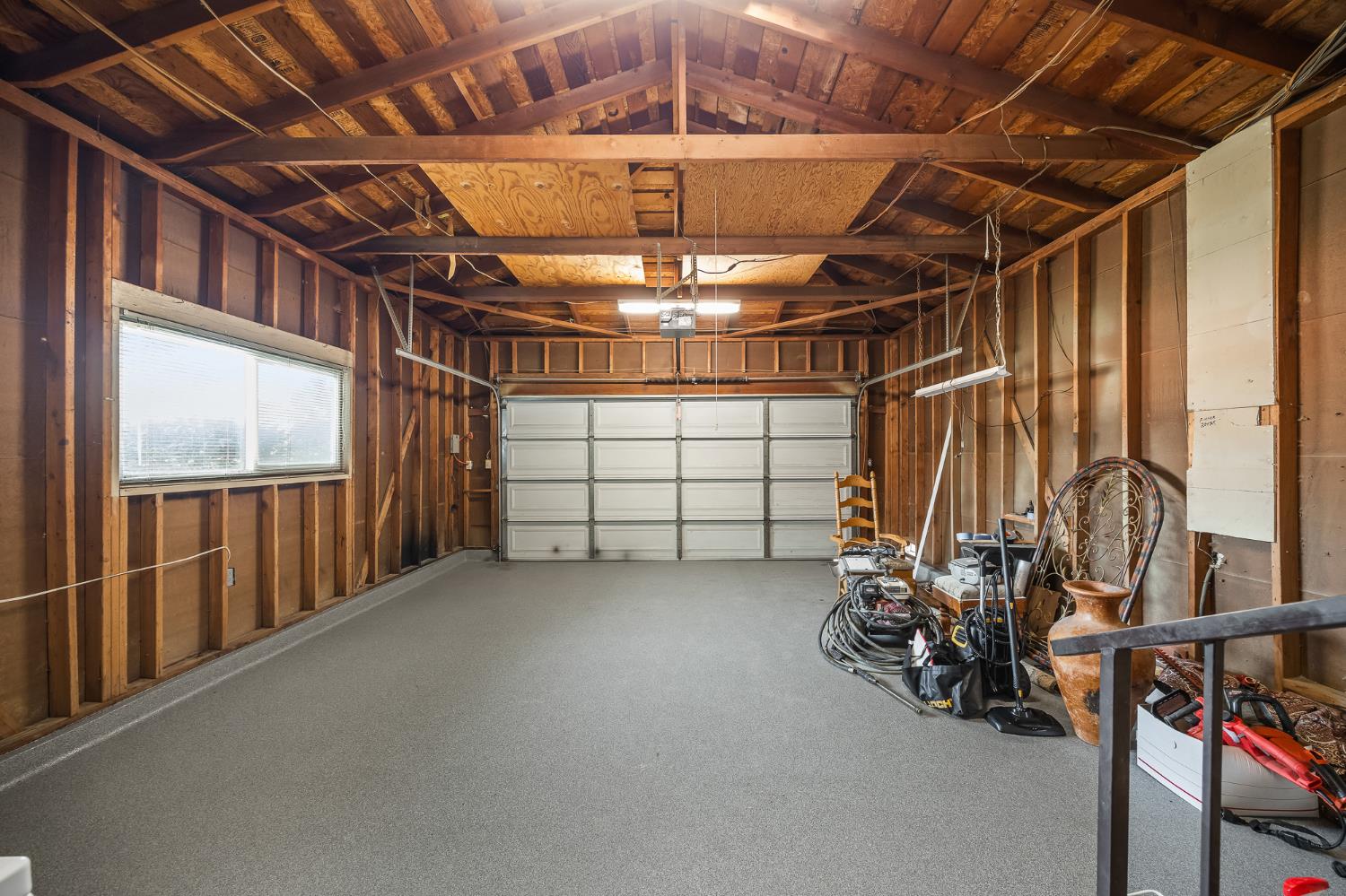 6725 N Baird, Fresno, CA 93710