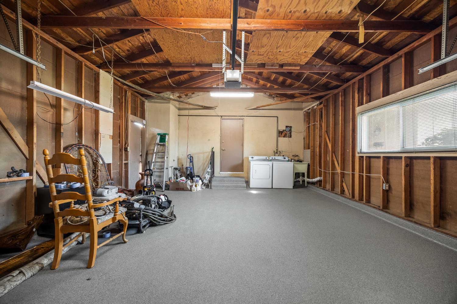 6725 N Baird, Fresno, CA 93710